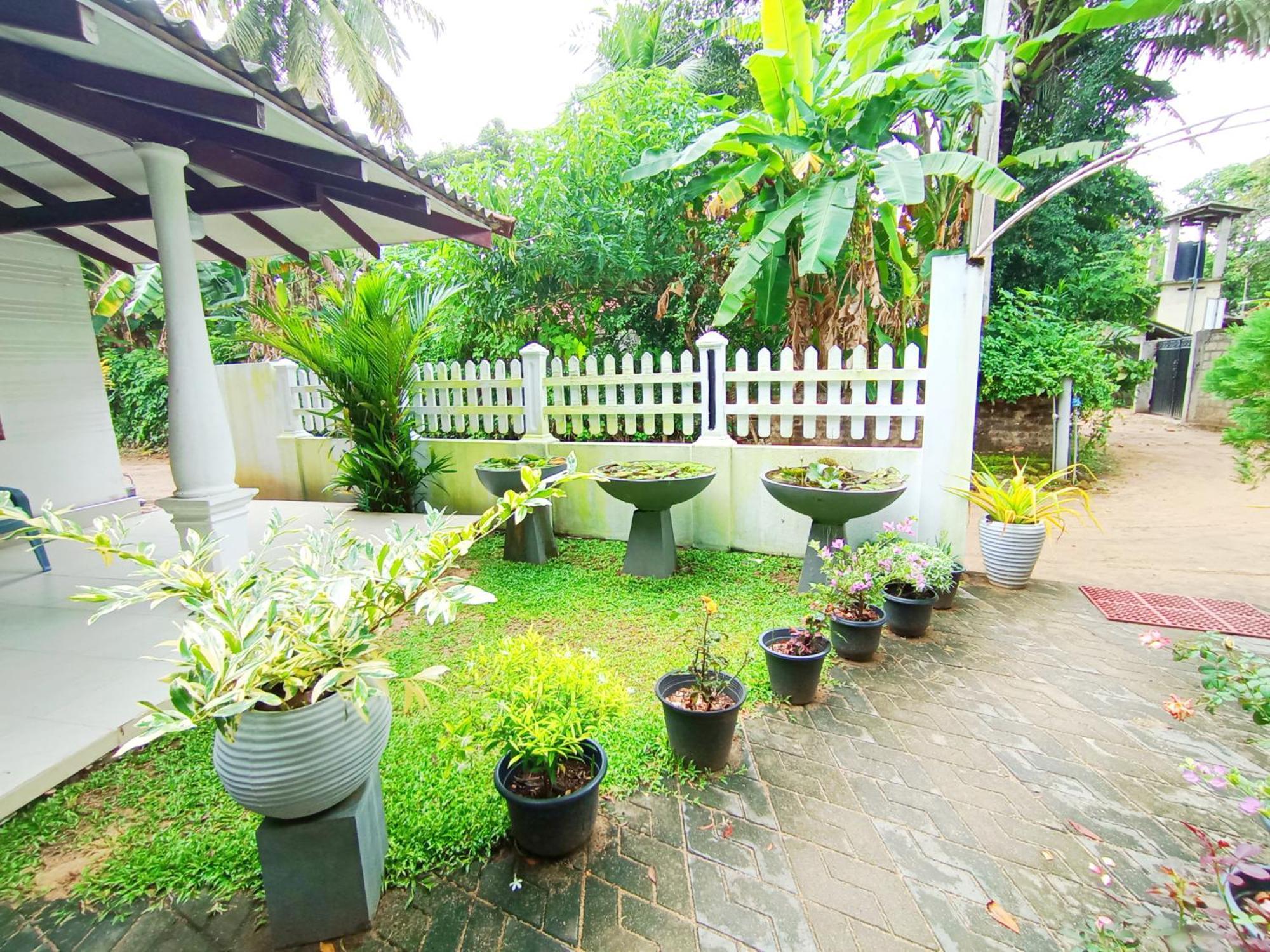 S & K Resort Mirissa Exterior foto